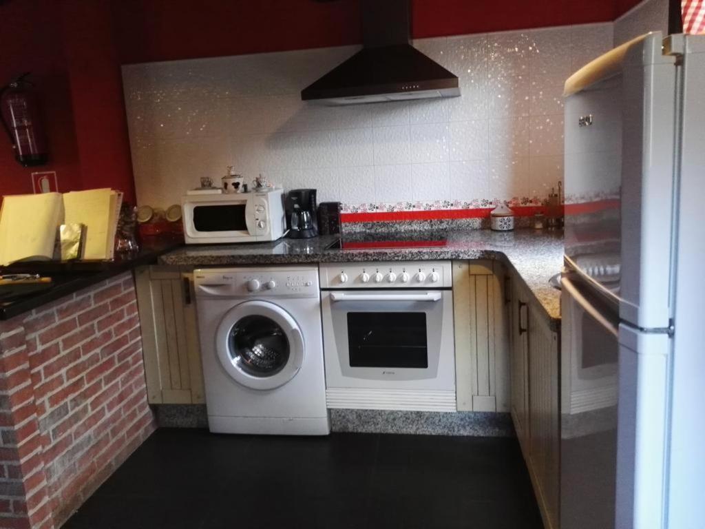 Apartamentos El Rincon Encantado Llano-Con エクステリア 写真